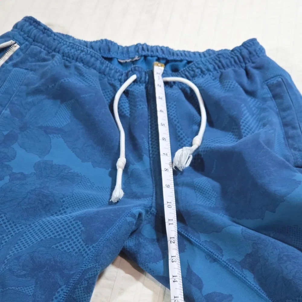 Nike Standard Issue Dri-FIT Blue Floral Halftone Grid Sweatpants Mens‎ Joggers